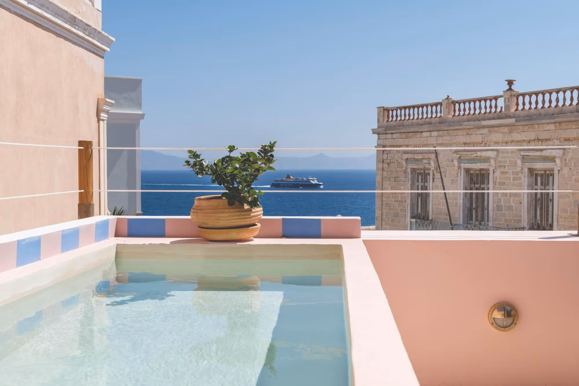 Pteleos suite Hermoupolis Syros